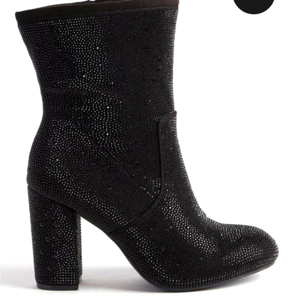 NWT Torrid 13W Black Stretch Embellished Boots.